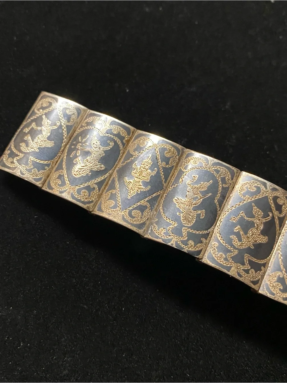 Vintage sterling silver Siam niello dancing goddesses bracelet